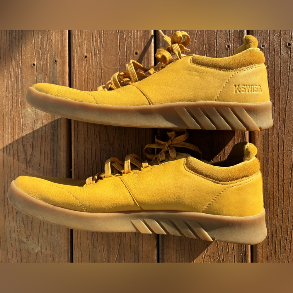 K Swiss Men’s size 14 leather oxford type athletic shoe